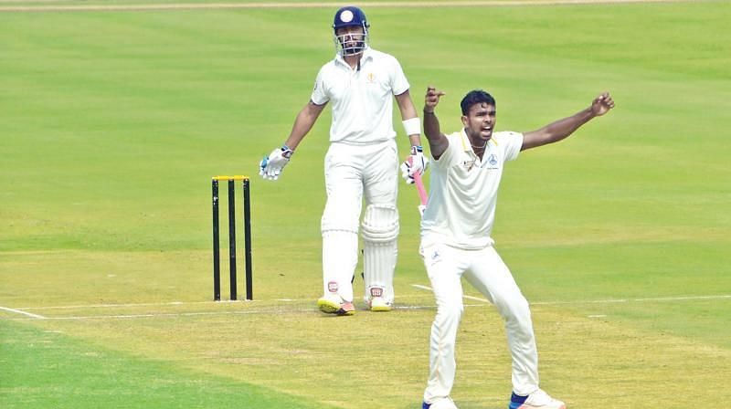 Crist in action against Karnataka in the 2016-17 Ranji Trophy quarters