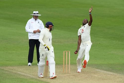 Ian Bishop stated that Jofra Archer's bowling action reminded him of Michael Holding.