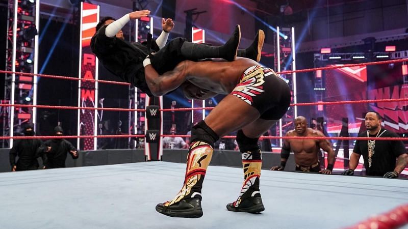 WWE Raw में 24*7 चैंपियनशिप के लिए हुआ ट्रिपल थ्रेट मैच