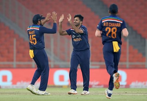 Shardul Thakur and Rohit Sharma celebrating the wicket of Eoin Morgan in the fourth T20I