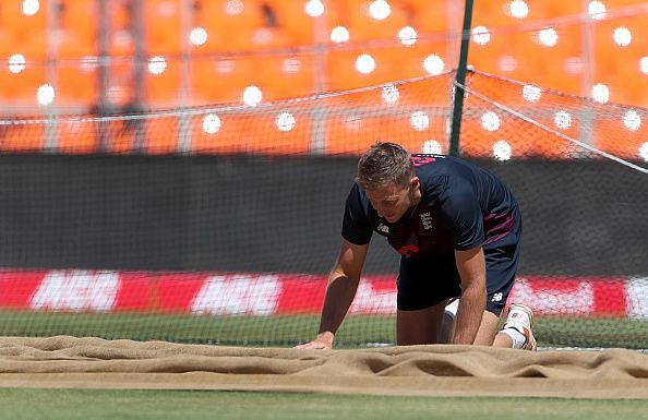Joe Root inspects the pitch ahead of the 4th India v England Test