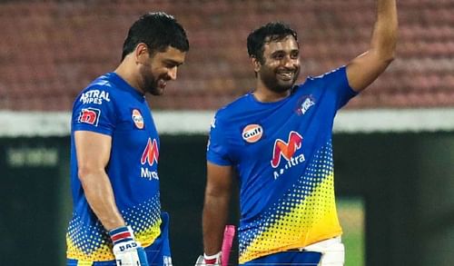 MS Dhoni and Ambati Rayudu (Source: CSK Twitter)