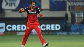 Aakash Chopra picks the likely 5 most expensive Indian bowlers at the IPL 2022 Auction; Shardul, Harshal, and Shami don't figure in the list