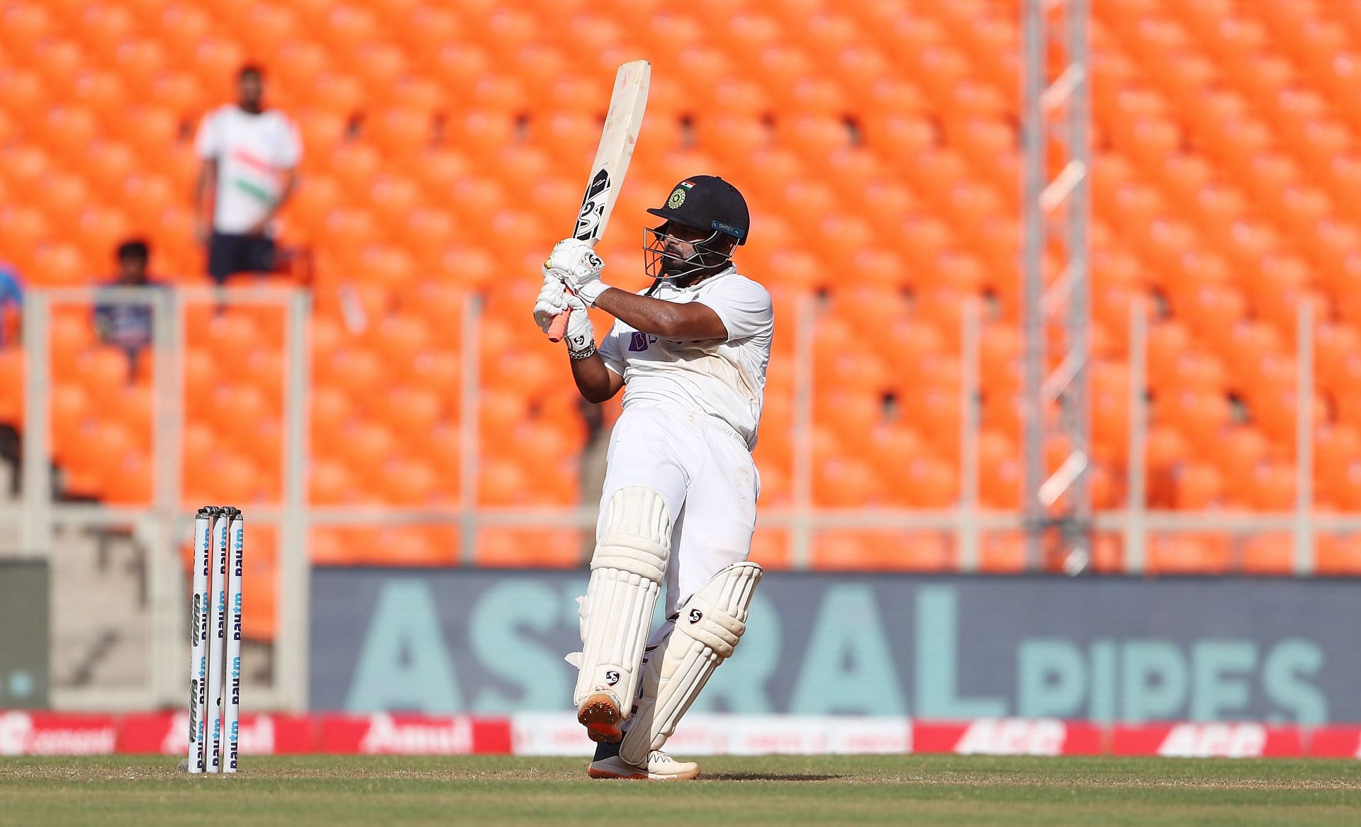 Aakash Chopra wants Rishabh Pant to bat at No.7