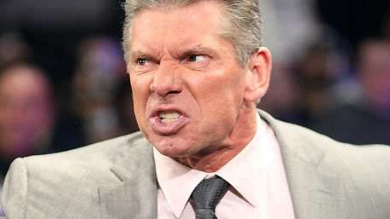WWE Elimination Chamber 2022 में फेमस सुपरस्टार ने लड़ा था बड़ा मैच