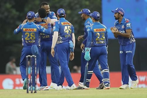 Can the Mumbai Indians end their losing streak in IPL 2022 tonight? (Image Courtesy: IPLT20.com)