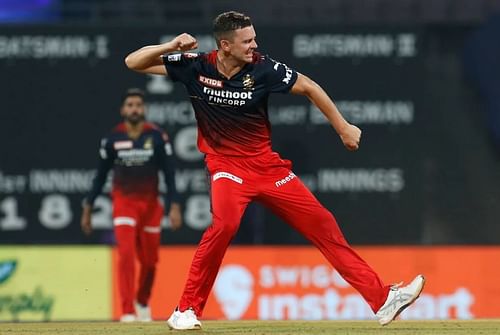 Josh Hazlewood rocked the LSG batting order [P/C: iplt20.com]