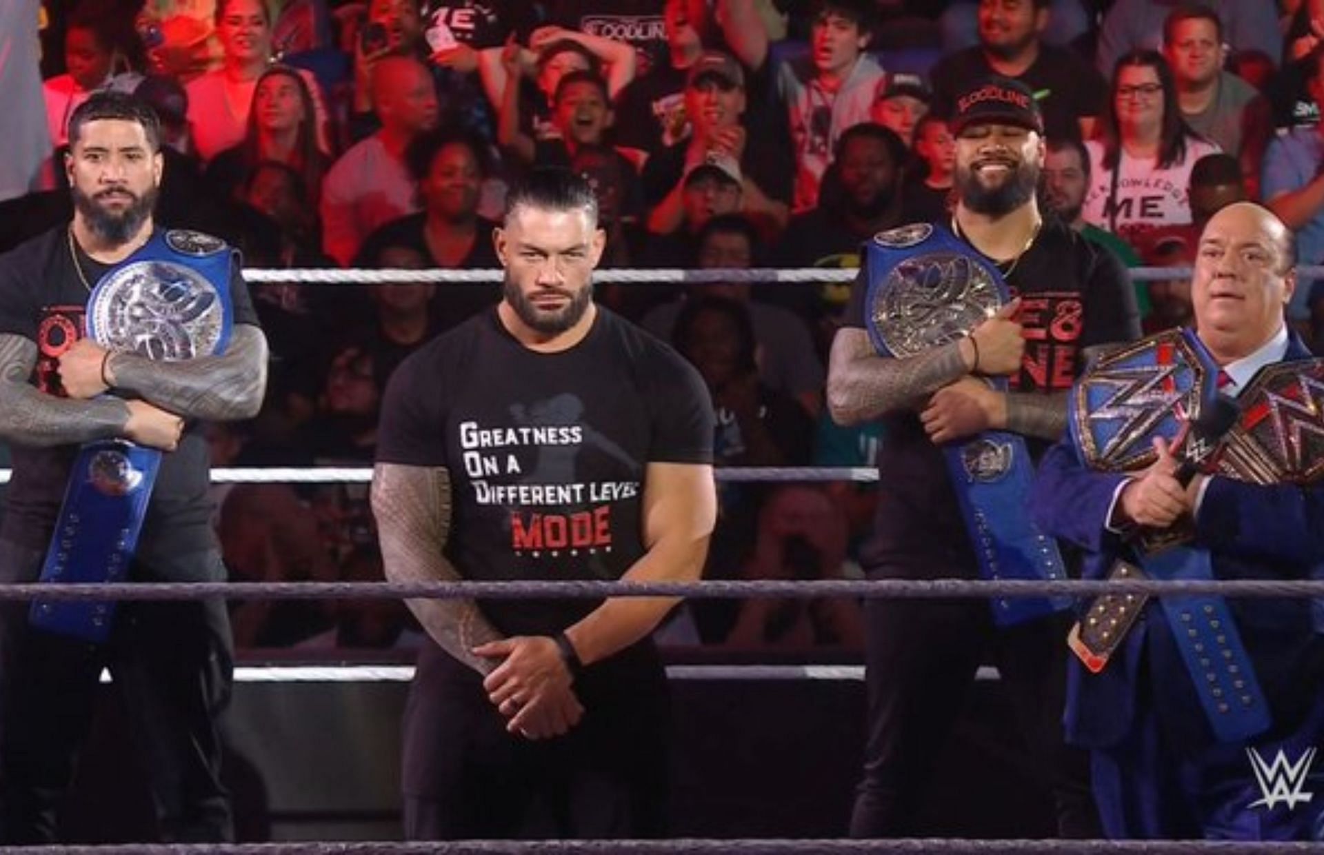 WWE Raw का एपिसोड रोमन रेंस और उनके भाइयों के लिए अच्छा साबित नहीं हुआ
