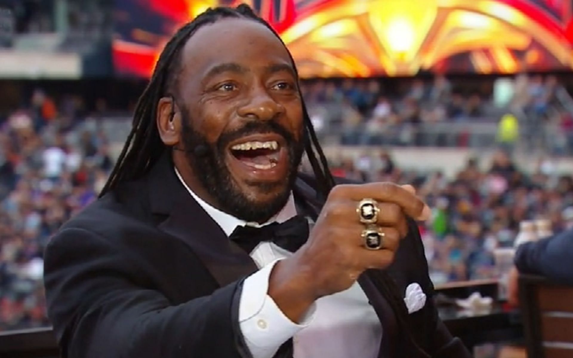 दो बार के WWE हॉल ऑफ फेमर बुकर टी