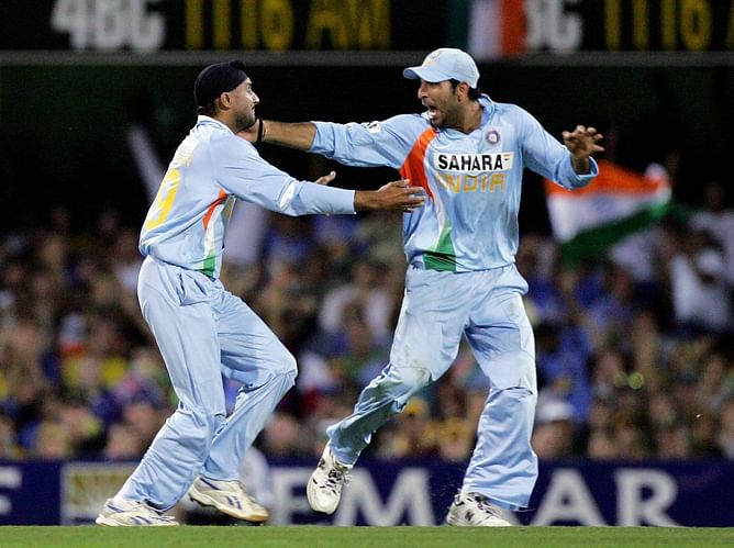 5 witty Indian cricketers on social media