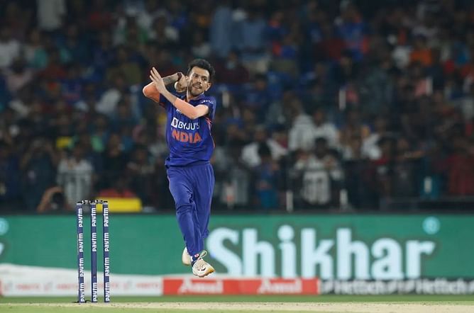 "There is a slight concern about Yuzi Chahal" - Aakash Chopra on Indian spinners' ineffectiveness in the 2nd T20I vs South Africa