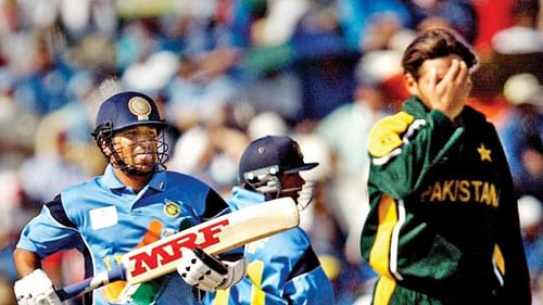 The world-class Pakistan bowling attack looked toothless during Sachin Tendulkar's dominant 98. (P.C.:Twitter)
