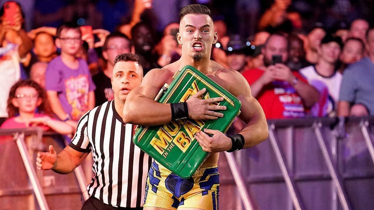 WWE Clash at the Castle के मेन इवेंट में दिग्गज आया नजर