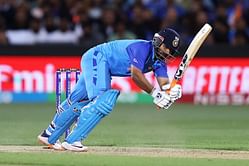 T20 World Cup 2022: "No one can hit from the pavilion" - Aakash Chopra on India not utilizing Rishabh Pant properly