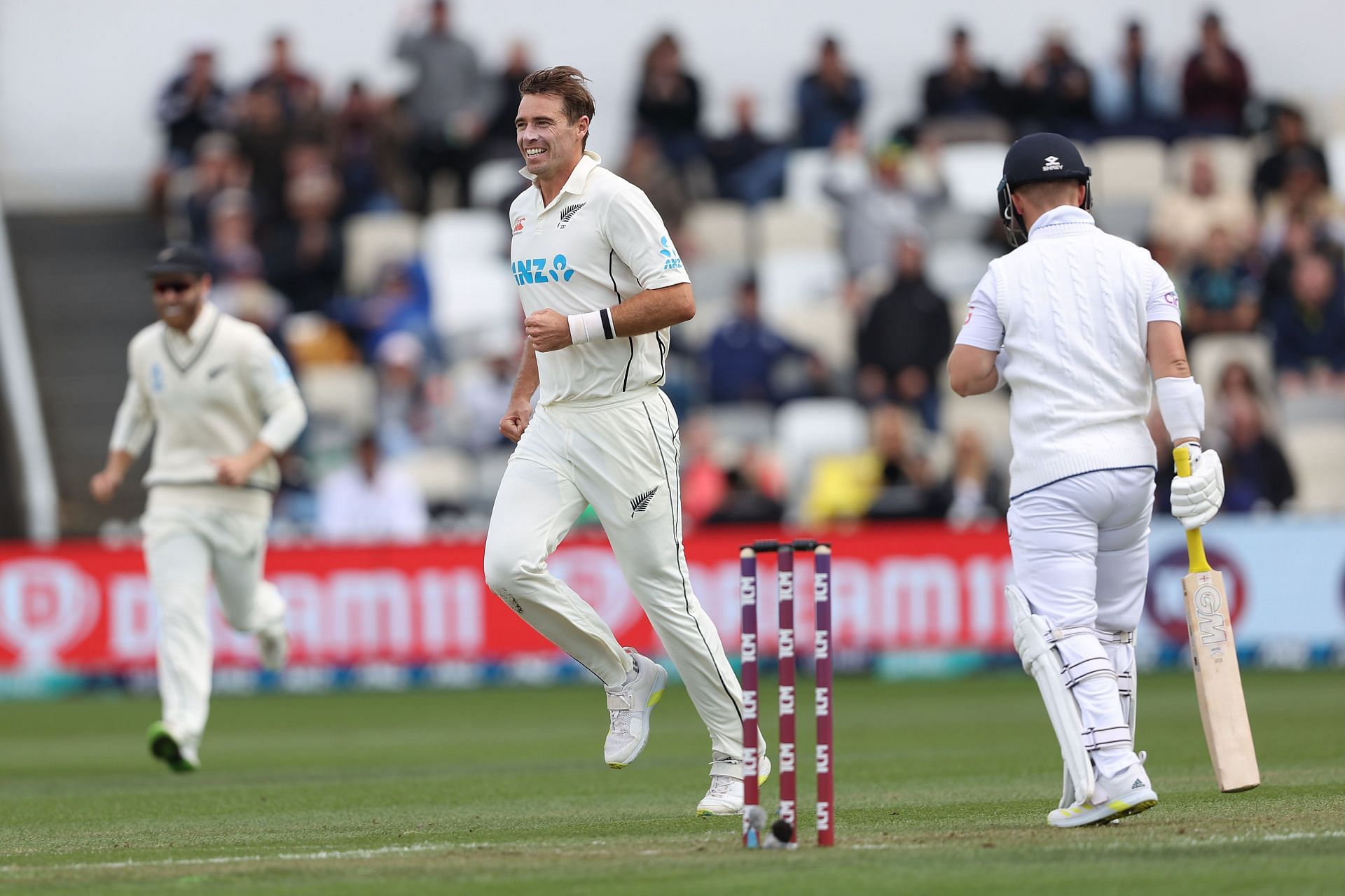 New Zealand v England - 2nd Test: Day 1
