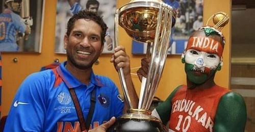 Sachin Tendulkar (left) with Sudhir Gautam after the 2011 World Cup win.