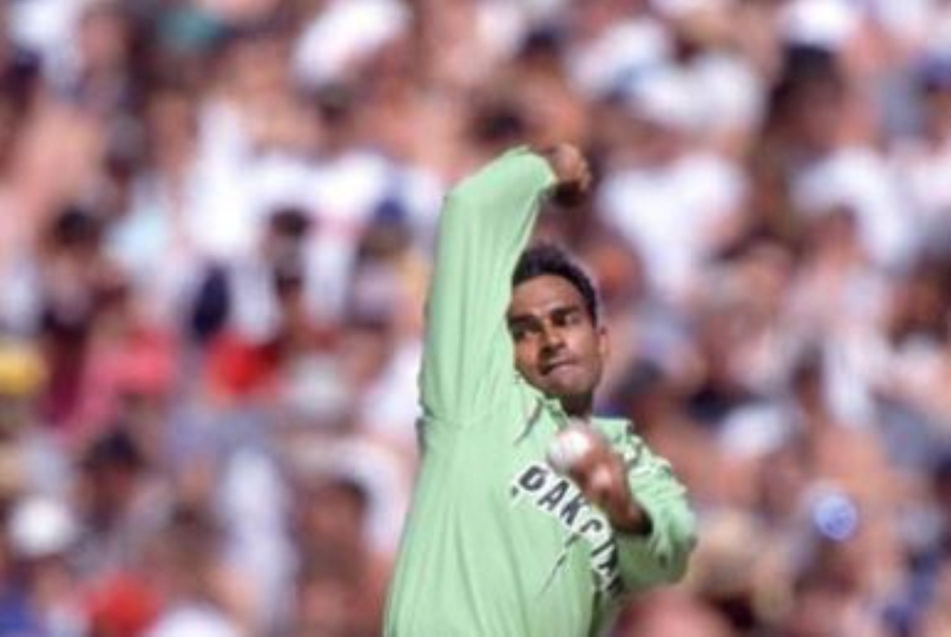 Aamer Sohail was a more than handy bowler for Pakistan in ODIs.