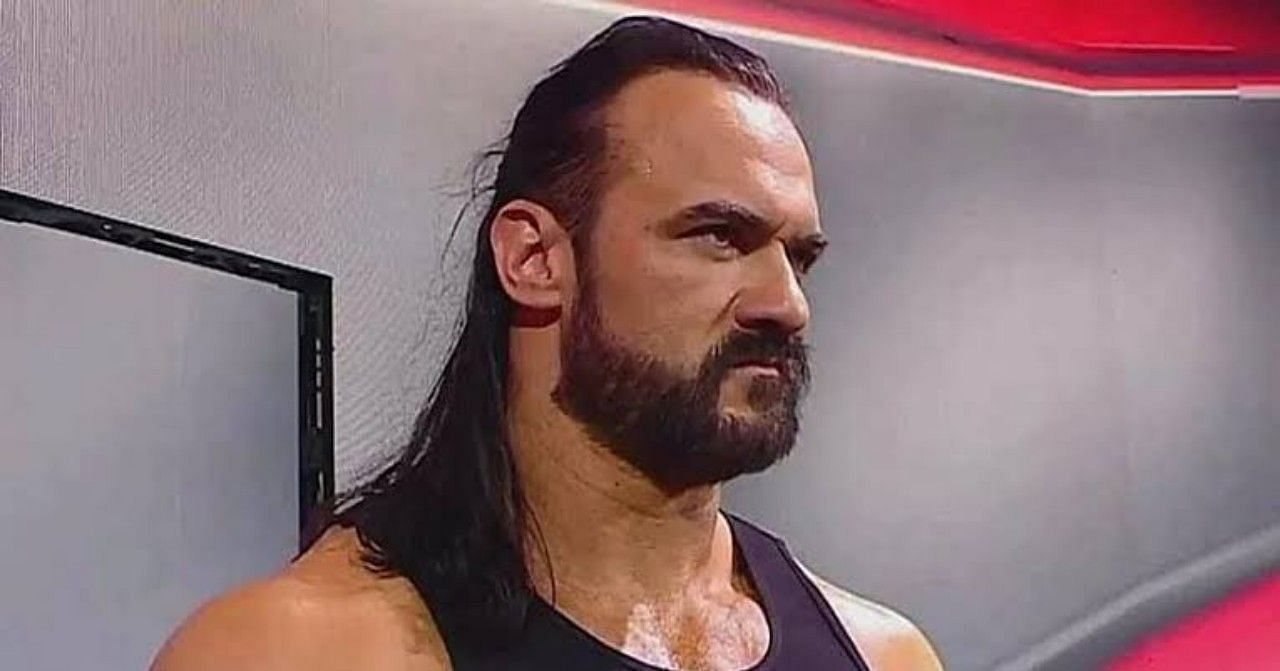 ड्रू मैकइंटायर दो बार के WWE चैंपियन हैं 