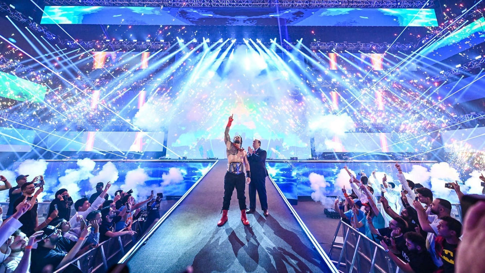 मौजूदा अनडिस्प्यूटेड WWE यूनिवर्सल चैंपियन हैं रोमन रेंस