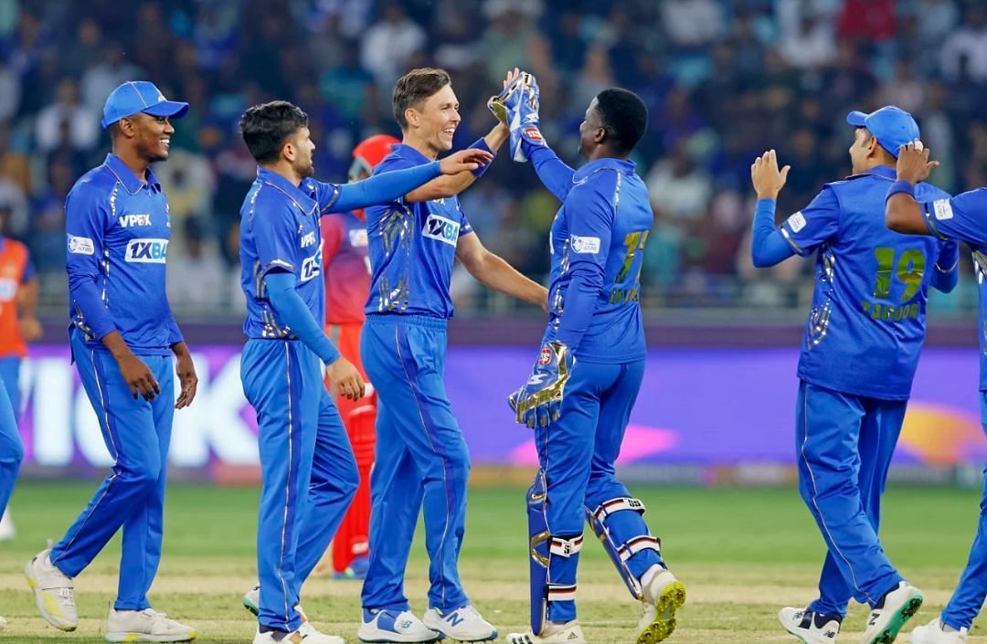 Trent Boult and his MI Emirates teammates