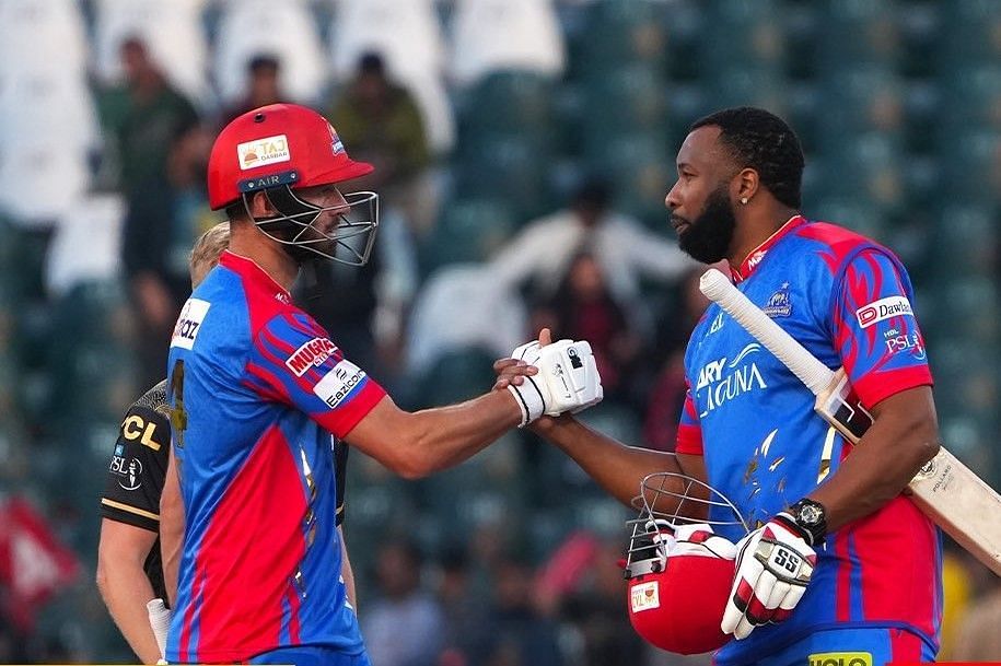 किरोन पोलार्ड की जबरदस्त बल्लेबाजी (Photo Credit - PSLT20 Twitter)