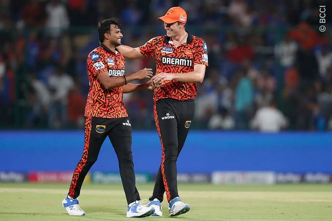 IPL 2024: Predicting 3 players who could pick up the most wickets in today's SRH vs RCB match