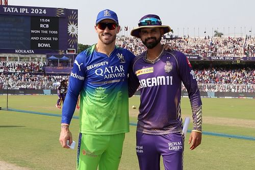 Faf du Plessis (L) and Shreyas Iyer (Credits: Twitter)
