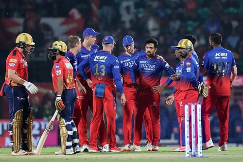 Swapnil Singh dismissed Prabhsimran Singh in the first over of PBKS' chase. [P/C: iplt20.com]