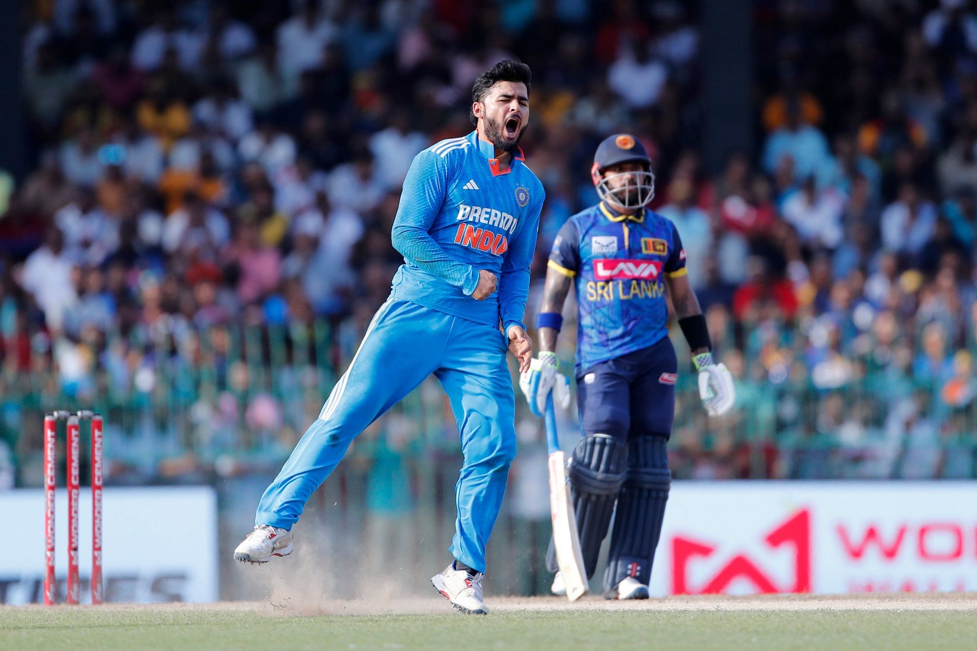 रियान पराग ने काफी बेहतरीन गेंदबाजी की (Photo Credit - @BCCI)