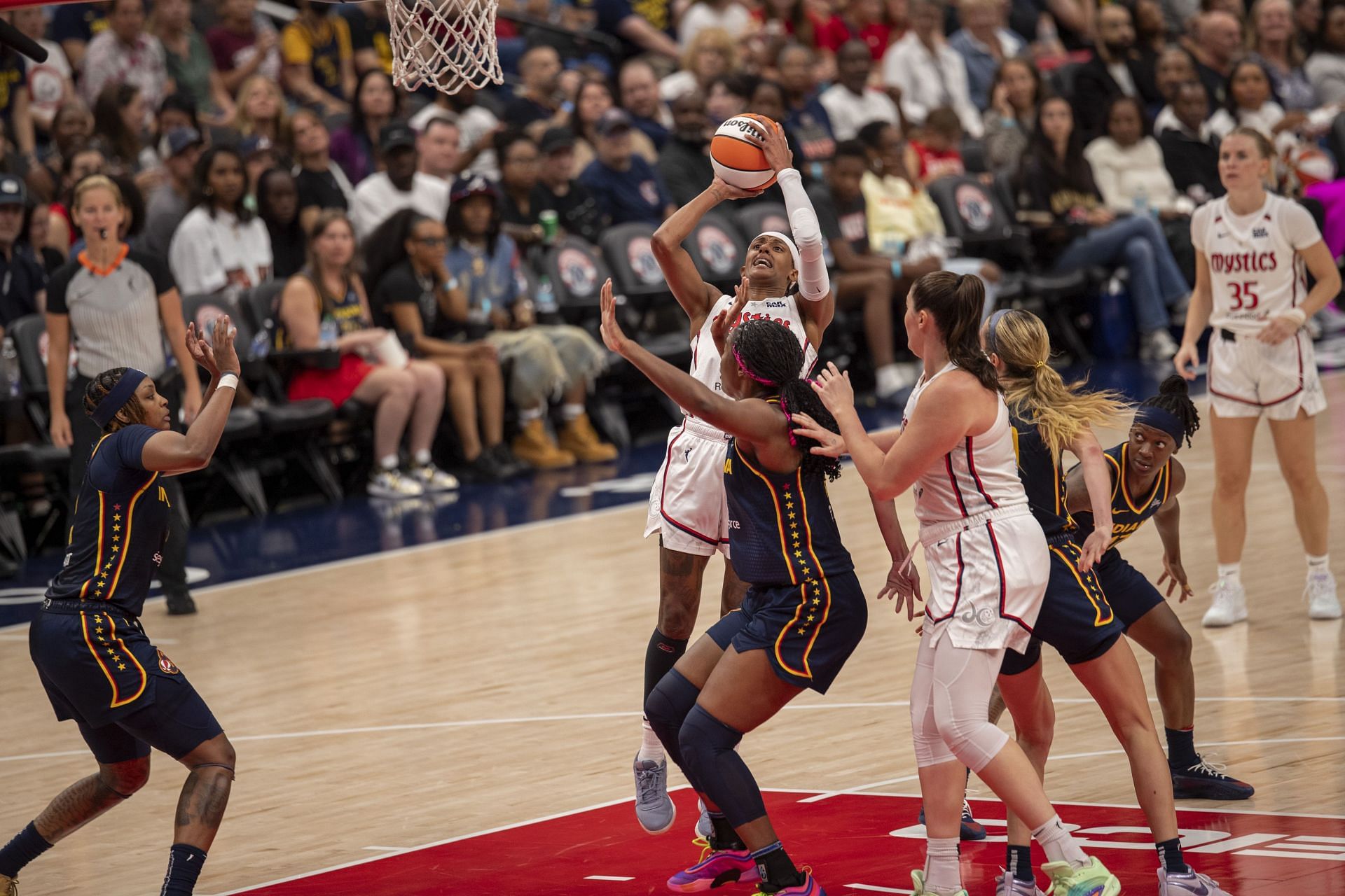 WNBA: SEP 19 Indiana Fever at Washington Mystics - Source: Getty