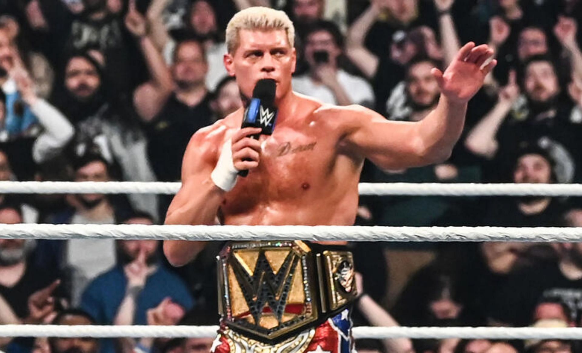 WWE चैंपियन ने इतिहास रच दिया (Photo: WWE.com)