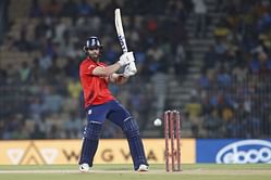 IPL 2025: 3 खिलाड़ी जिन्हें खराब फॉर्म में चल रहे फिल साल्ट की जगह RCB के लिए ओपनिंग करने का मिल सकता है मौका