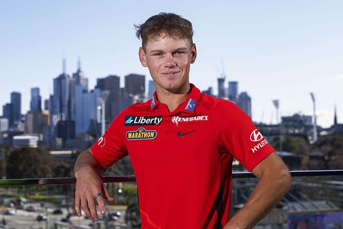 3 DC players who are not in form heading into IPL 2025 ft. Jake Fraser-McGurk