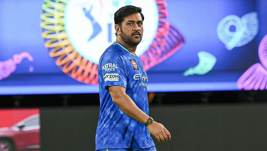 एम एस धोनी प्रैक्टिस के दौरान (Photo Credit - @ChennaiIPL)