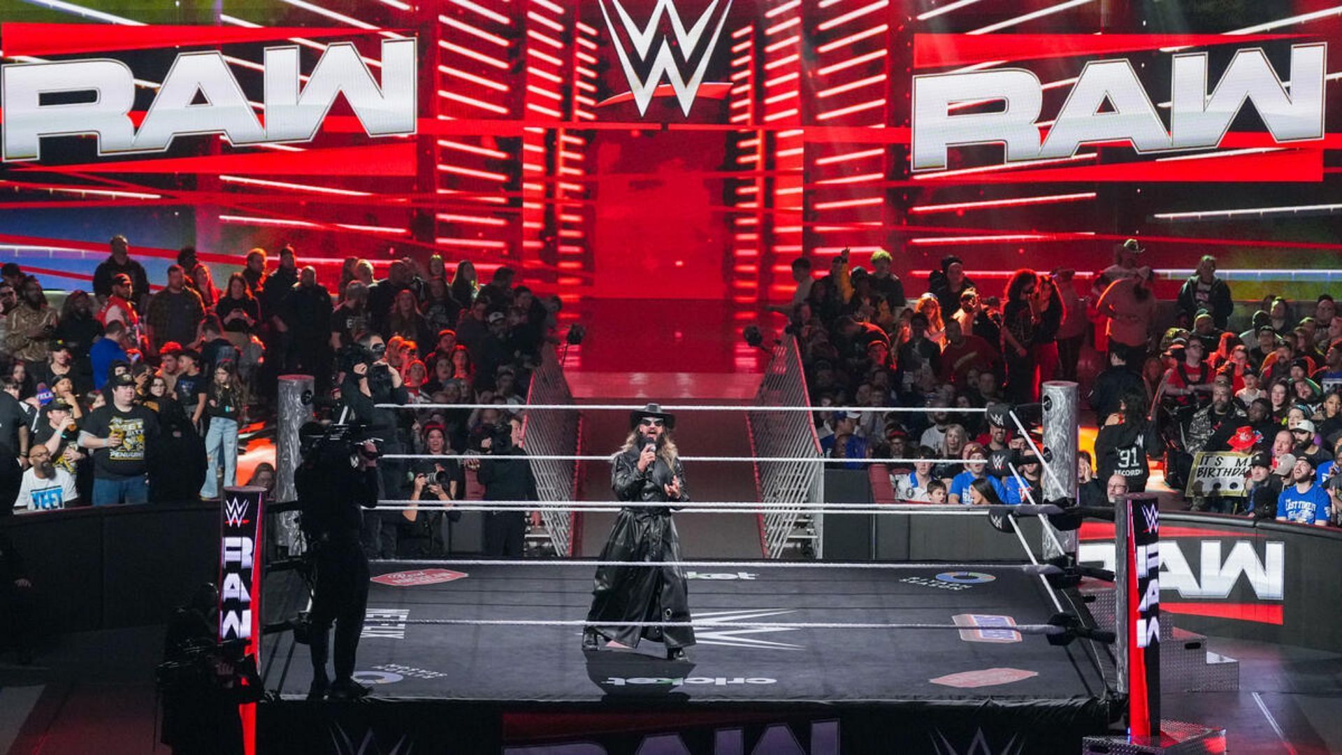 There is a major title match set for tonight