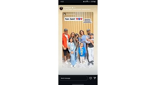 Harbhajan Singh with his and Shilpa Shetty's family. [Pic credits: @harbhajan3 on Instagram]