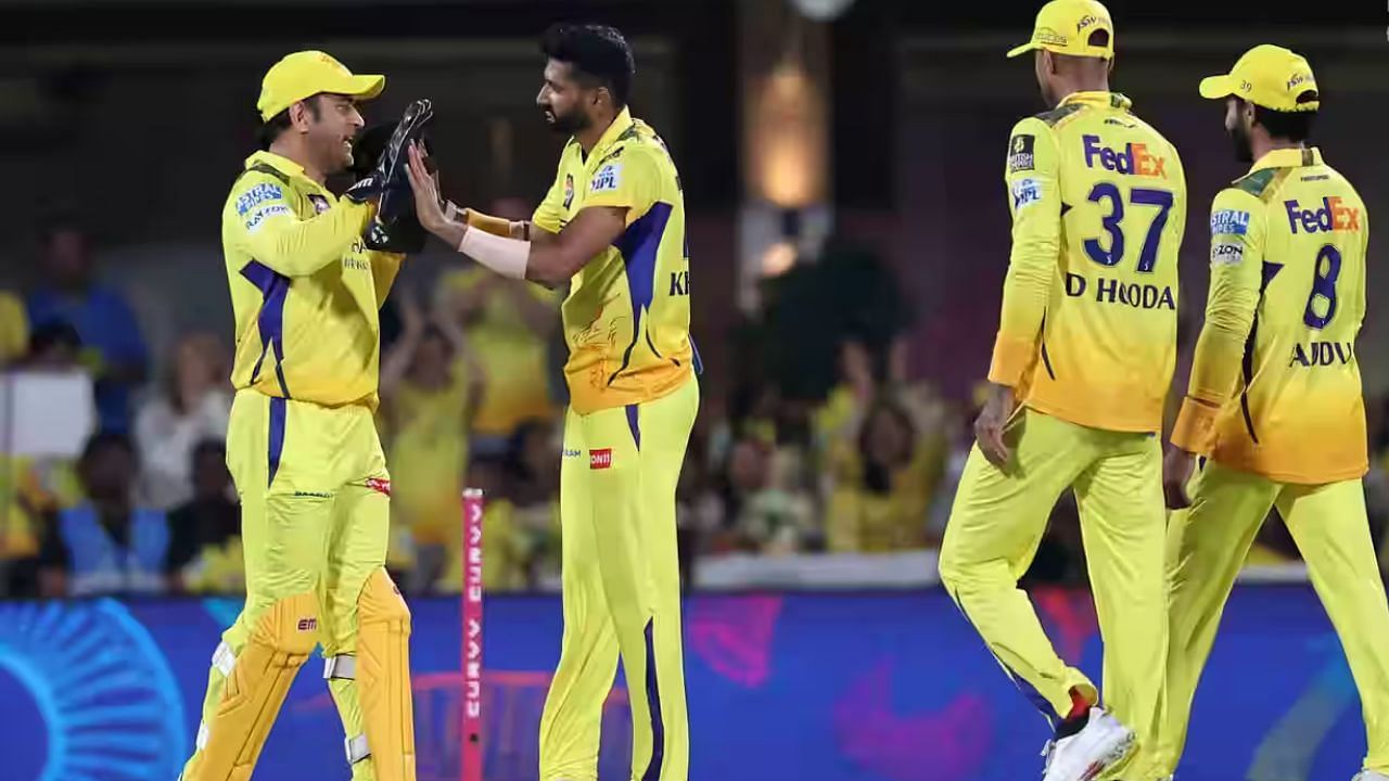 CSK के आज भी सबसे चहेते खिलाड़ी हैं धोनी (photo credit- iplt20.com)