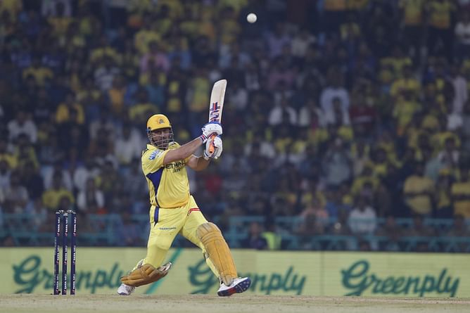 'MS Dhoni ने काफी बेइज्जती सही है',चेन्नई के कप्तान को लेकर KKR के पूर्व ओपनर ने कही बड़ी बात