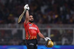 KKR vs PBKS: प्रभसिमरन सिंह ने अपनी तूफानी बल्लेबाजी से बनाया जबरदस्त रिकॉर्ड, केएल राहुल और गेल जैसे दिग्गजों के खास क्लब में ली एंट्री