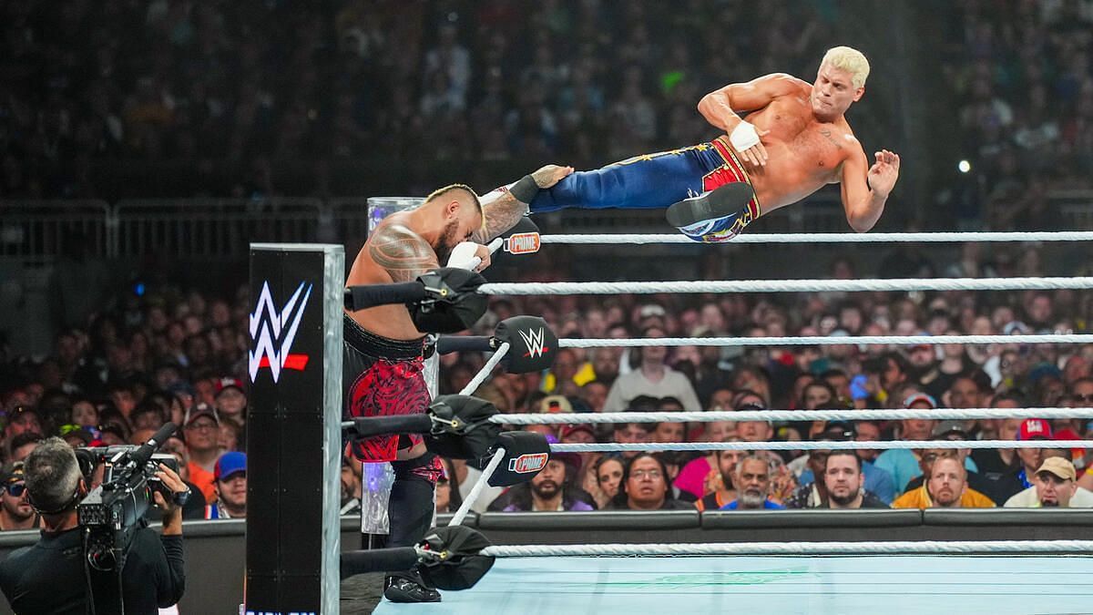 कोडी रोड्स और सोलो सिकोआ (Photo: WWE.com)