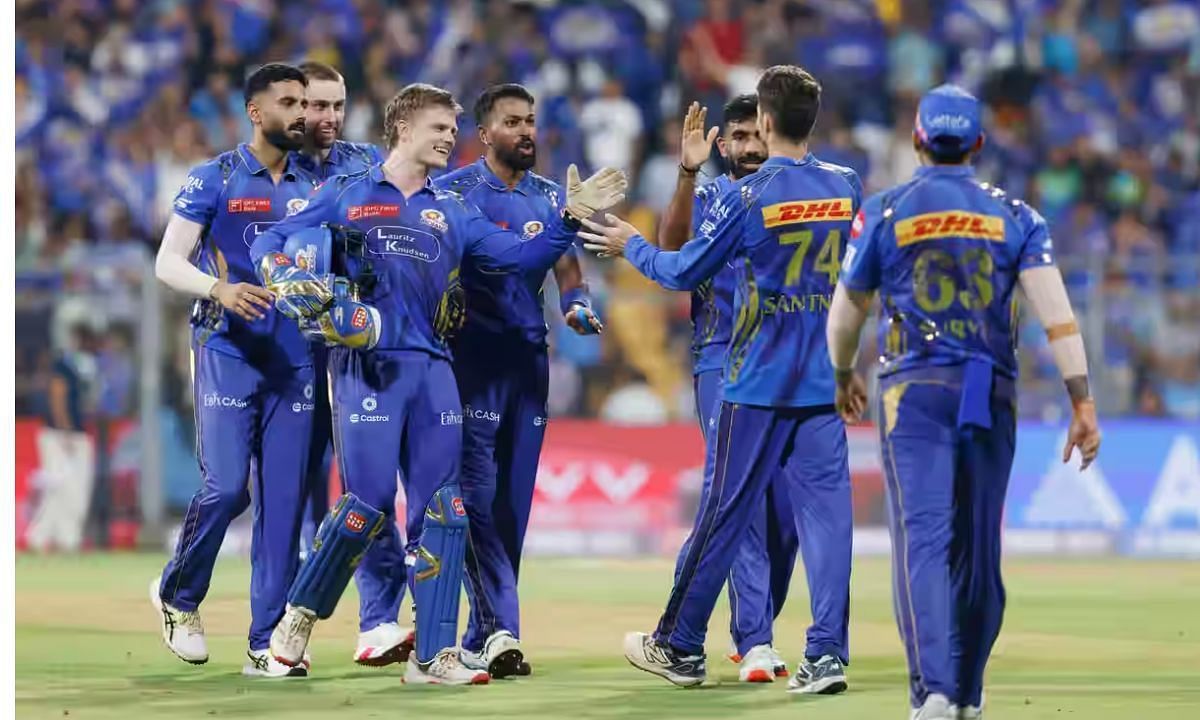 आईपीएल 2025 में मुंबई इंडियंस की टीम (Image credits: IPLt20)