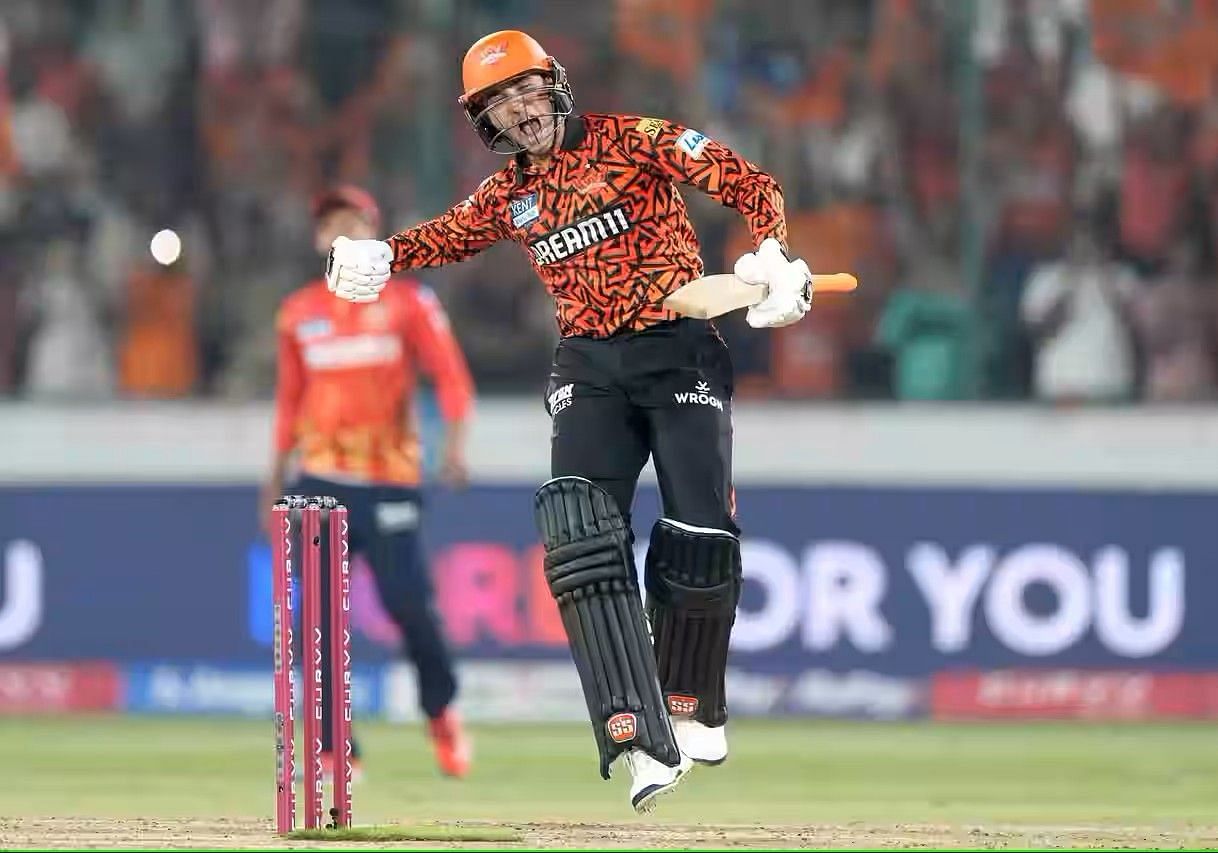 अभिषेक शर्मा ने काफी जबरदस्त तूफानी पारी खेली (Photo Credit - IPLT20.COM)