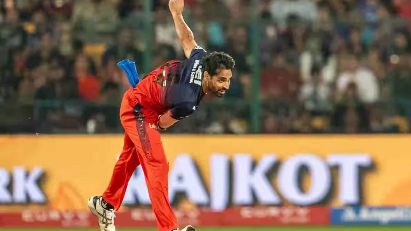 IPL 2025 , MI vs RCB,  Most Wickets, Bhuvneshwar Kumar, Dwayne Bravo, Lasith Malinga