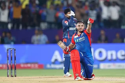 Ashutosh Sharma walked out to bat in the 20th over in DC's IPL 2025 clash against CSK. [P/C: iplt20.com]