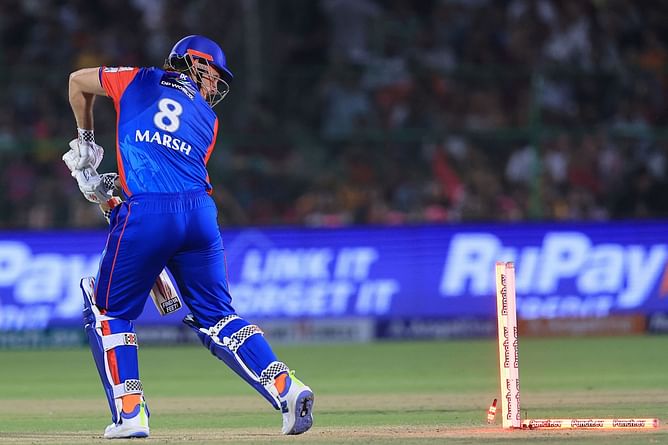 Shimron Hetmyer takes an impressive sky-high catch to remove Mitchell Marsh cheaply in RR vs LSG IPL 2025 match [Watch]