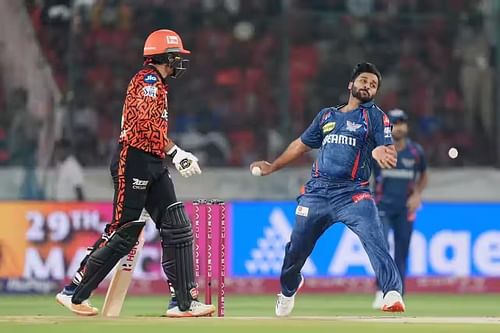 Shardul Thakur registered figures of 4/34 in LSG's IPL 2025 clash against SRH. [P/C: iplt20.com]