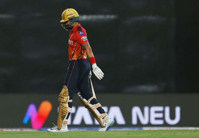 "Shreyas Iyer isn't able to play at all against him" - Aakash Chopra lauds RCB bowler's spell in IPL 2025 Qualifier 1 win vs PBKS