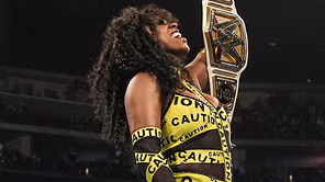 Naomi reunites with former WWE star; teases potential alliance