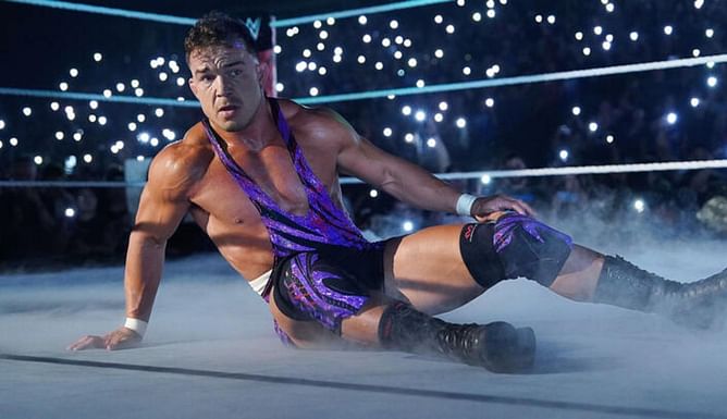 WWE Raw में खतरनाक स्पॉट के बाद फेमस स्टार की चोट पर बड़ा अपडेट, रिपोर्ट में अच्छी खबर
