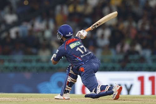 Rishabh Pant smashed an unbeaten hundred in LSG's IPL 2025 clash against RCB. [P/C: Getty]